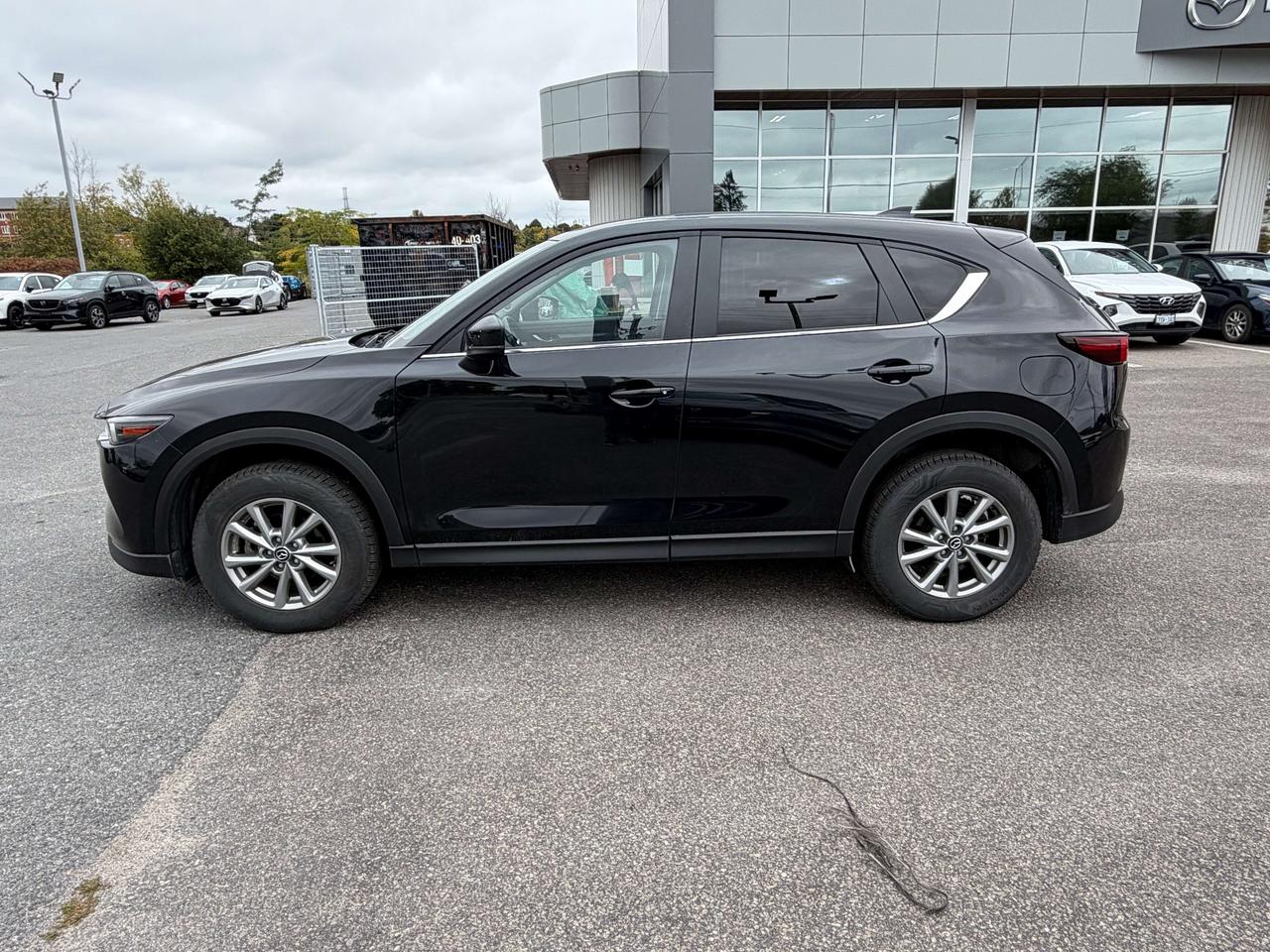 2025 Mazda CX-5 GS Photo5