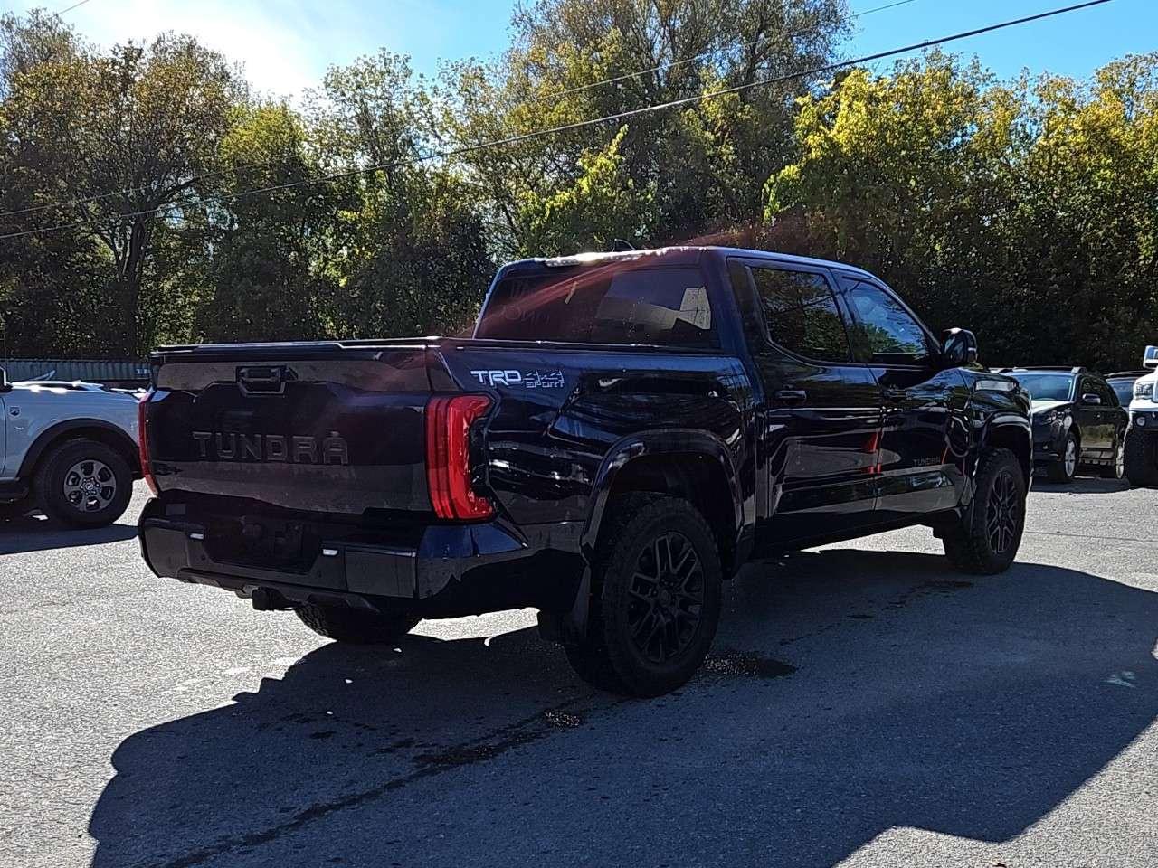 2023 Toyota Tundra SR   LOCAL TRADE   1 OWNER   NO ACCIDENTS Photo