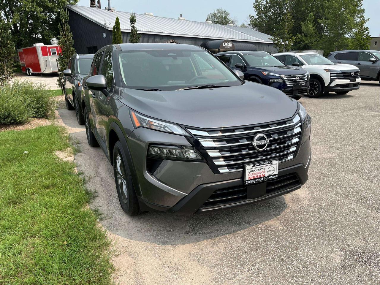 2026 Nissan Rogue LIKE NEW! Photo0