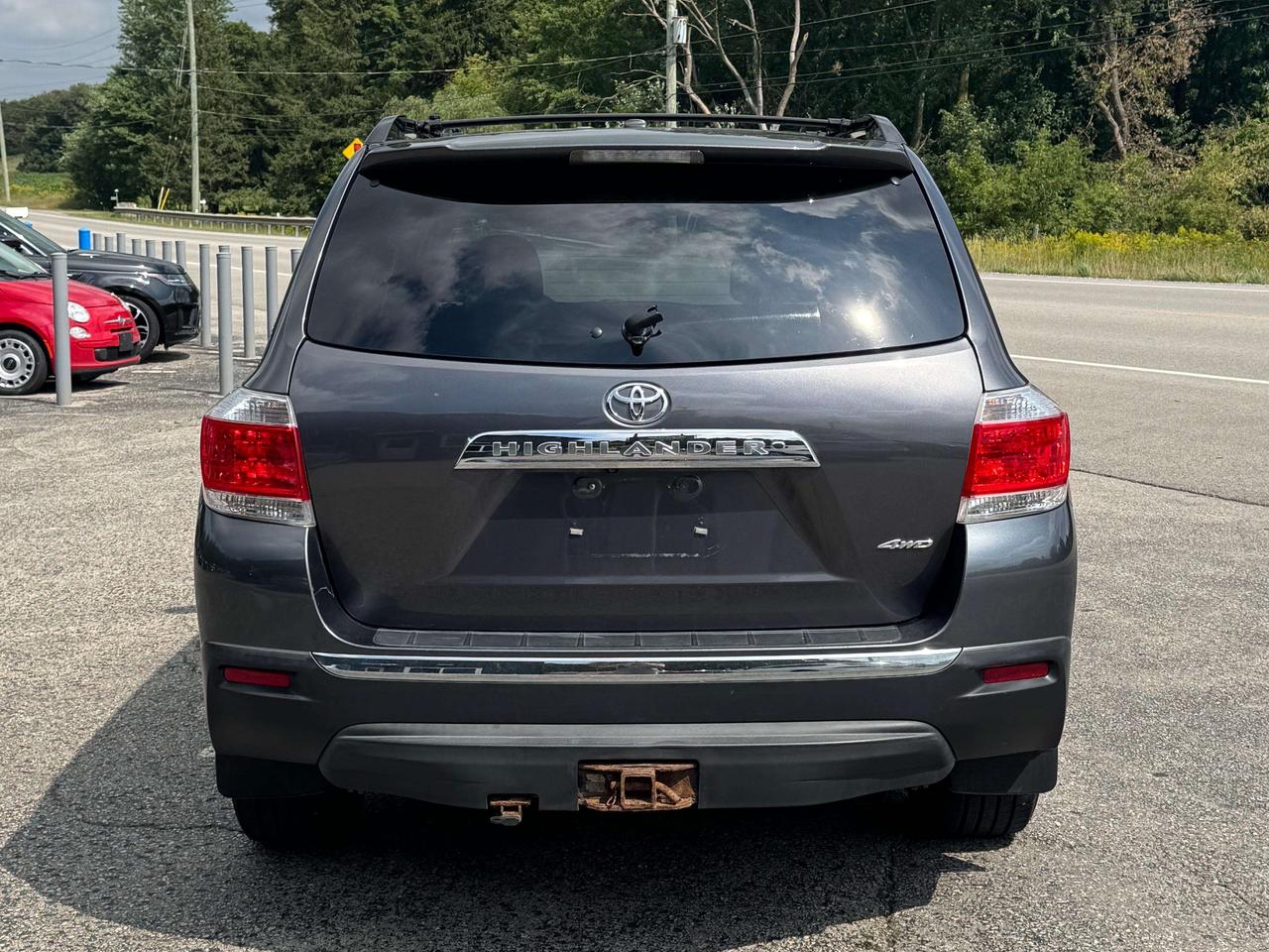 2013 Toyota Highlander BASE Photo