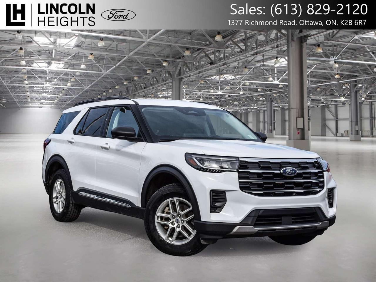 2025 Ford Explorer Active Photo