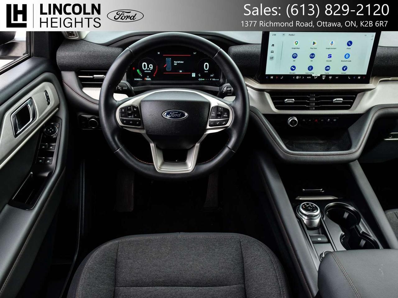 2025 Ford Explorer Active Photo