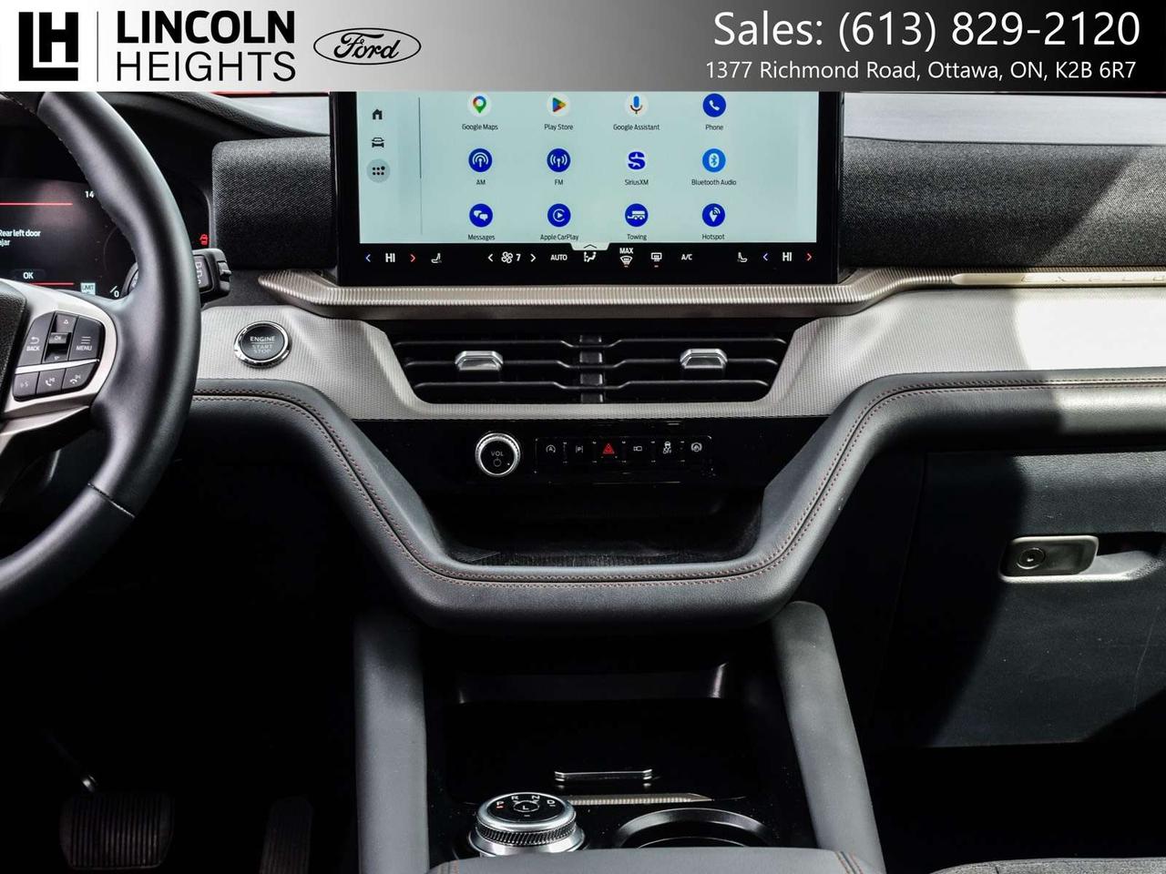 2025 Ford Explorer Active Photo