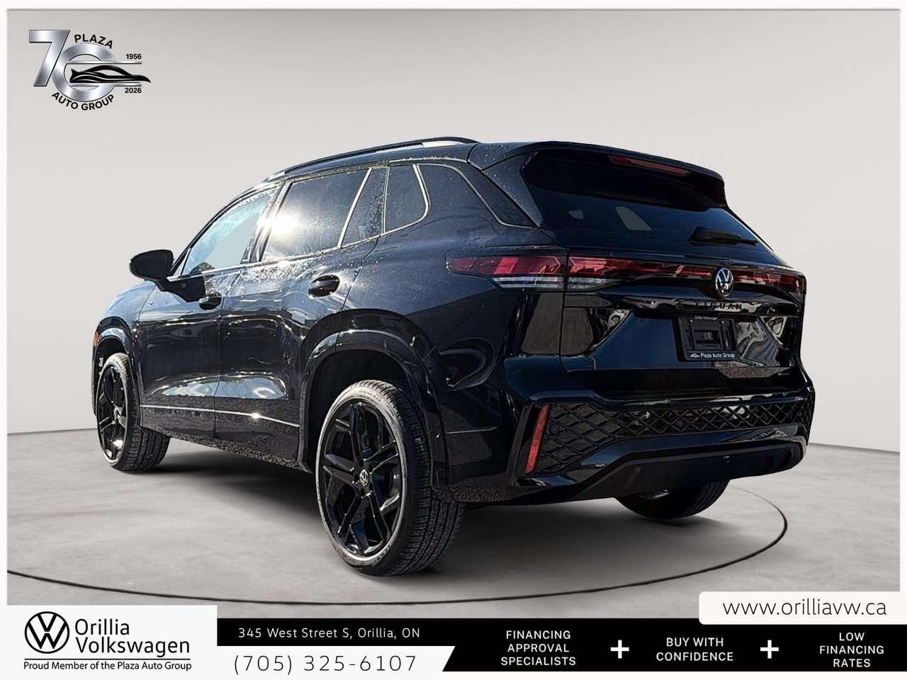2026 Volkswagen Tiguan Comfortline R-Line Black Edition Panoramic Roof   4MOTION AWD   R-Line Black / Photo