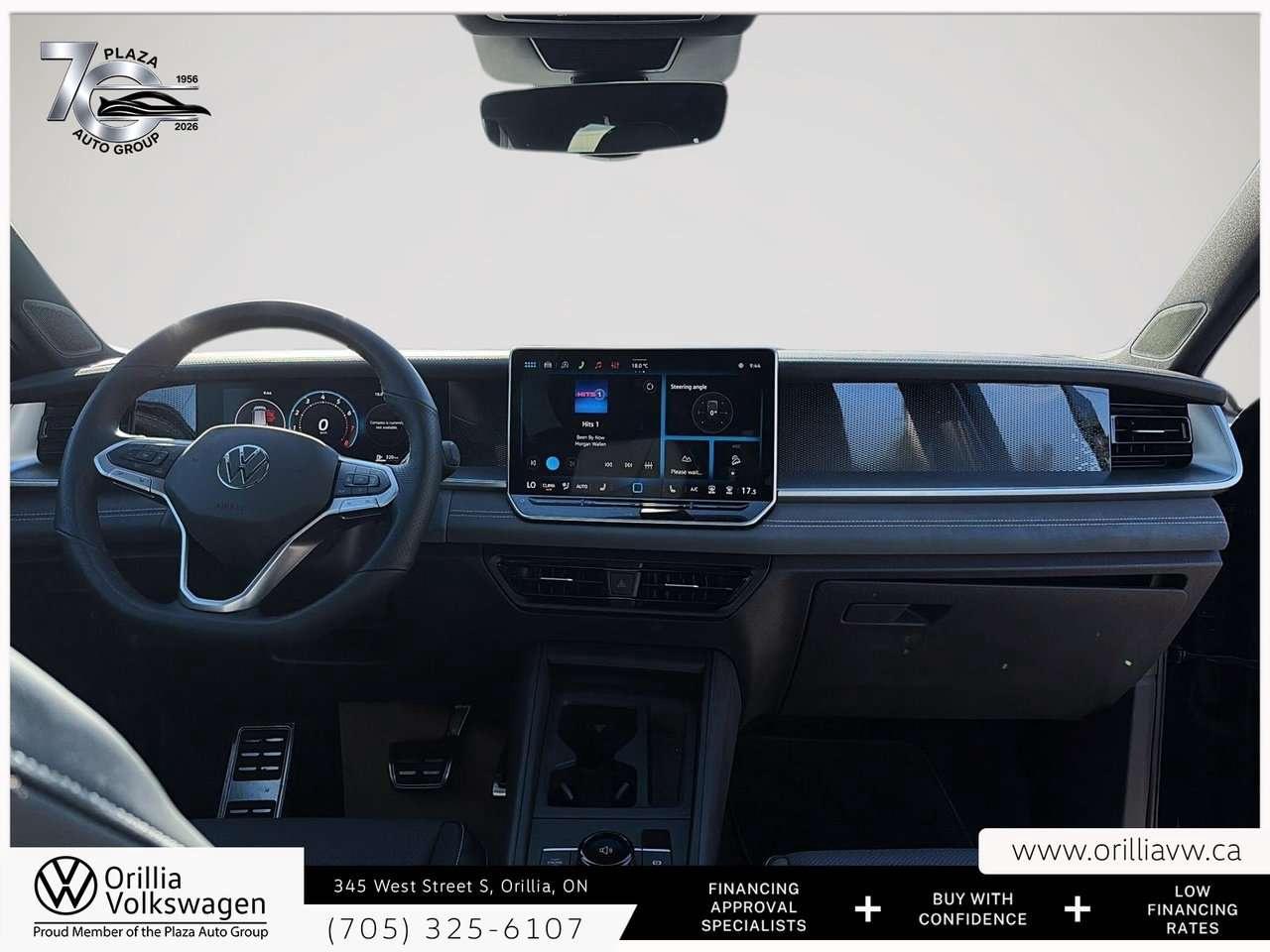2026 Volkswagen Tiguan Comfortline R-Line Black Edition Panoramic Roof   4MOTION AWD   R-Line Black / Photo