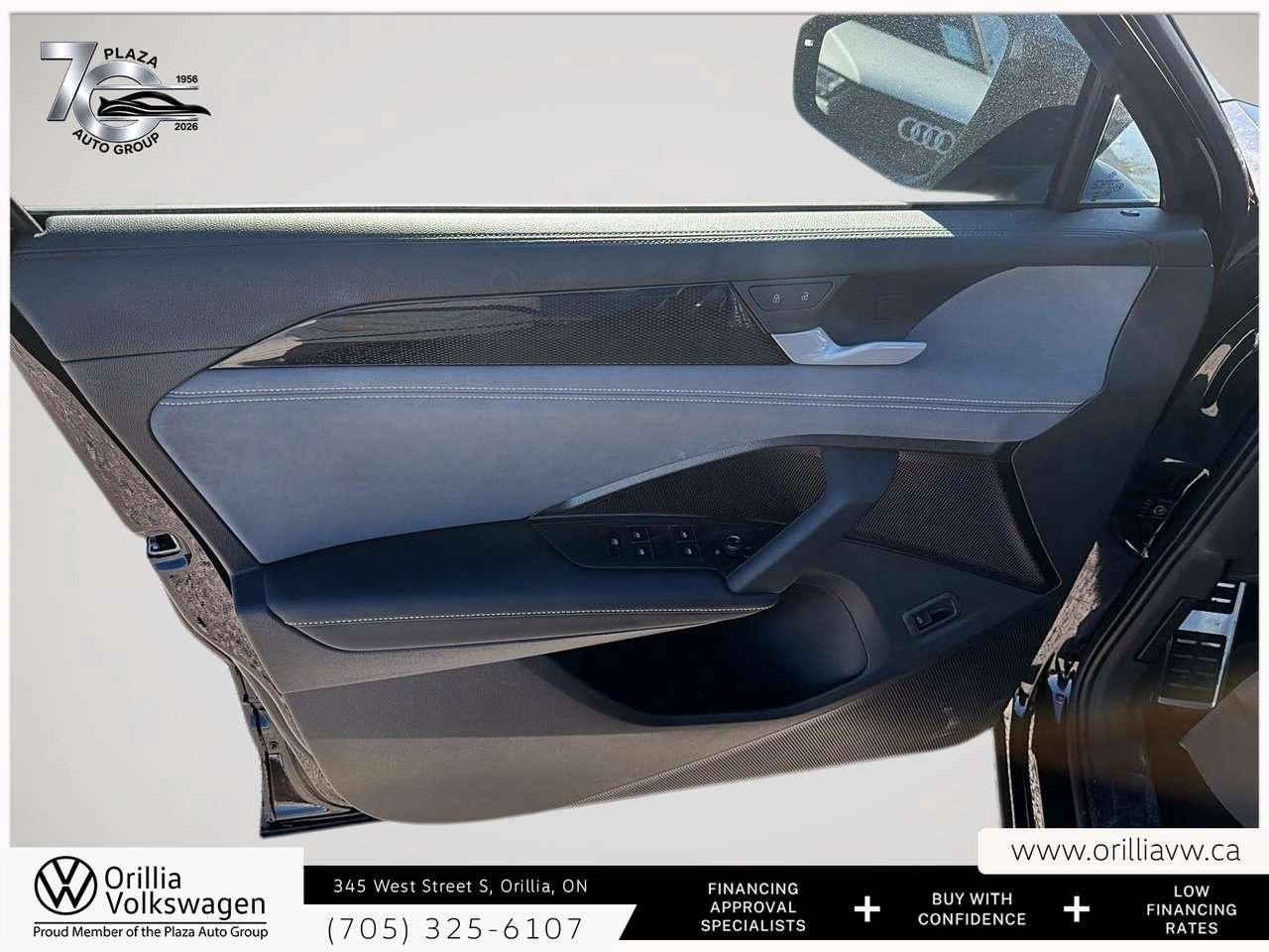2026 Volkswagen Tiguan Comfortline R-Line Black Edition Panoramic Roof   4MOTION AWD   R-Line Black / Photo