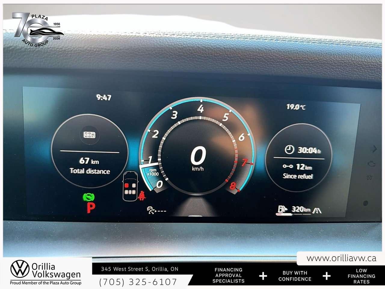 2026 Volkswagen Tiguan Comfortline R-Line Black Edition Panoramic Roof   4MOTION AWD   R-Line Black / Photo