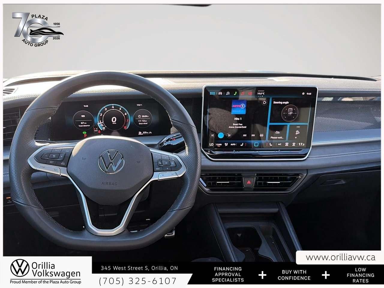 2026 Volkswagen Tiguan Comfortline R-Line Black Edition Panoramic Roof   4MOTION AWD   R-Line Black / Photo