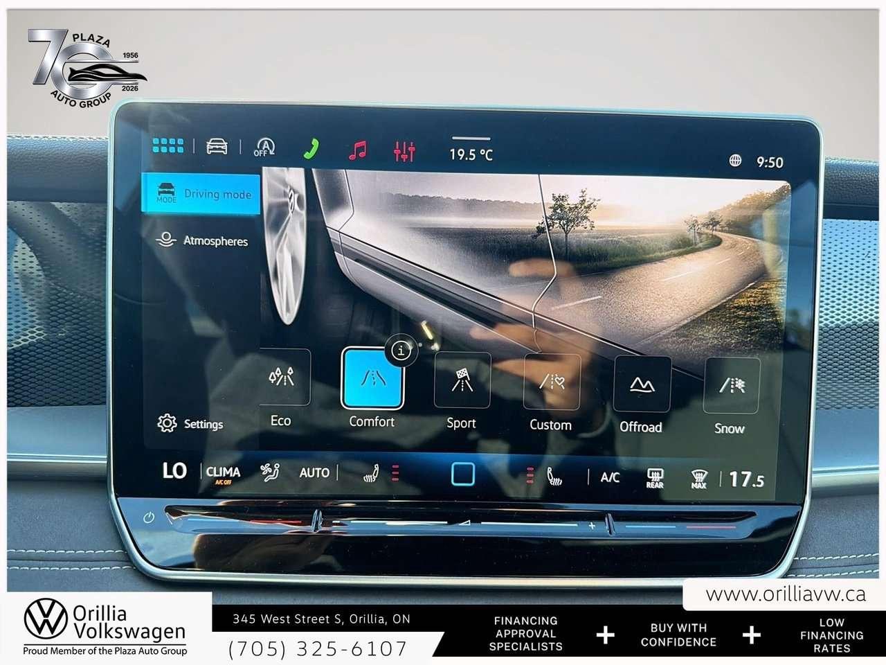 2026 Volkswagen Tiguan Comfortline R-Line Black Edition Panoramic Roof   4MOTION AWD   R-Line Black / Photo