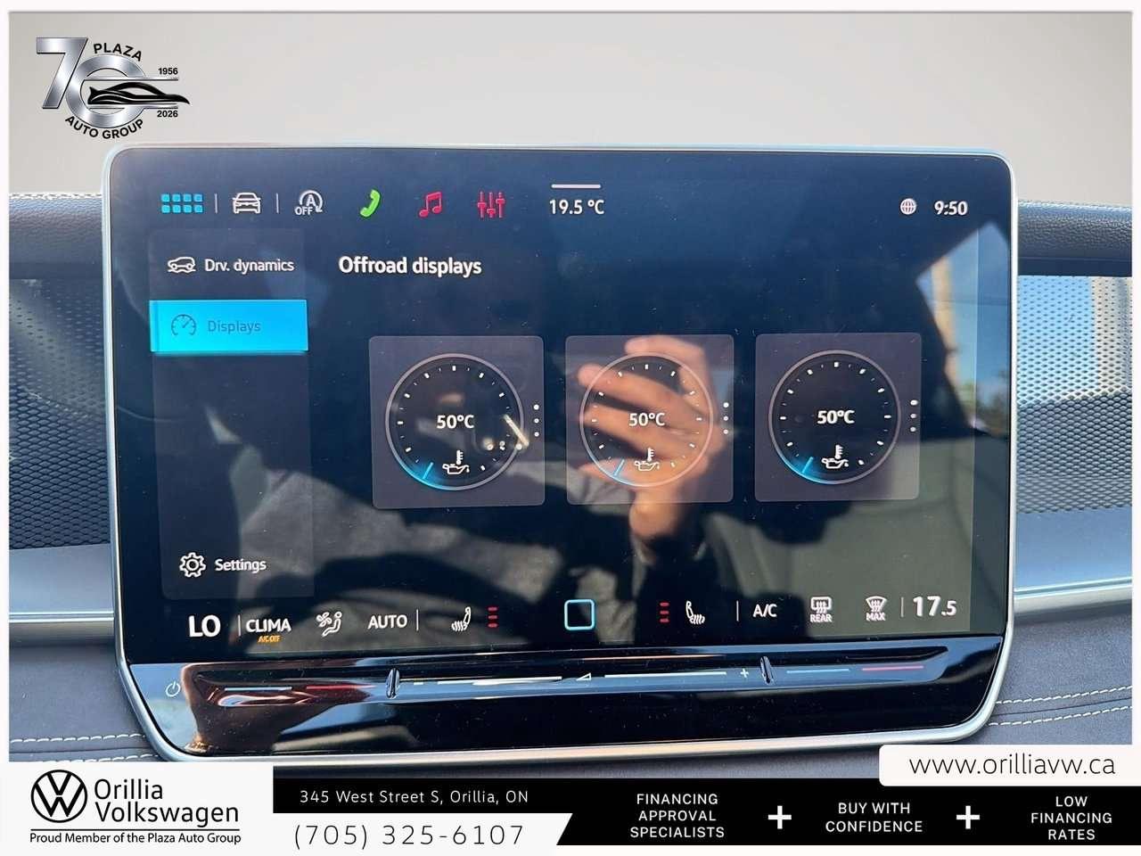 2026 Volkswagen Tiguan Comfortline R-Line Black Edition Panoramic Roof   4MOTION AWD   R-Line Black / Photo