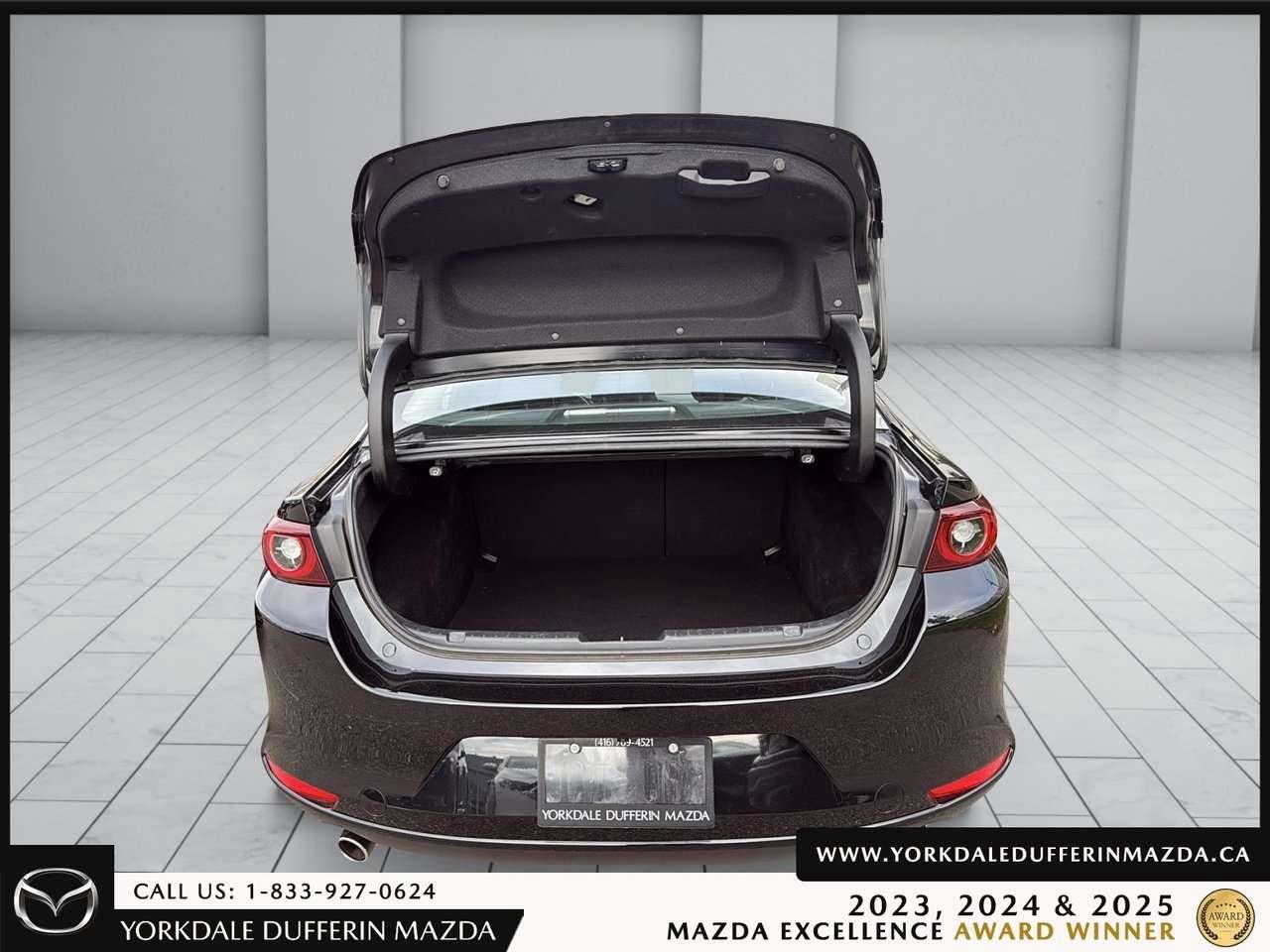 2025 Mazda 3 GX Photo