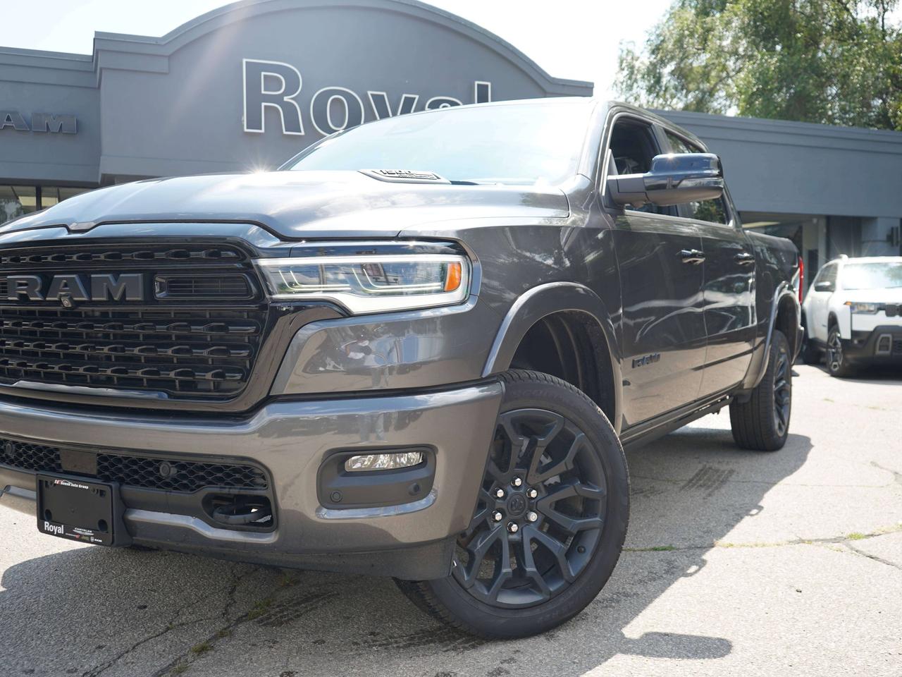 2026 RAM 1500 LIMITED, NIGHT EDITION, DUAL SUNROOF Photo2