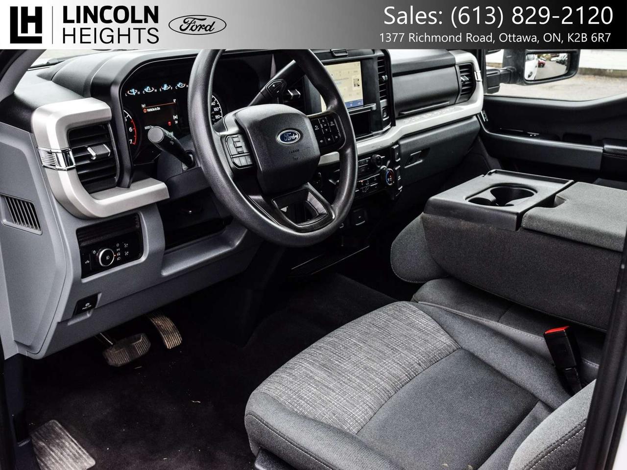 2026 Ford F-250 SUPER DUTY  Photo