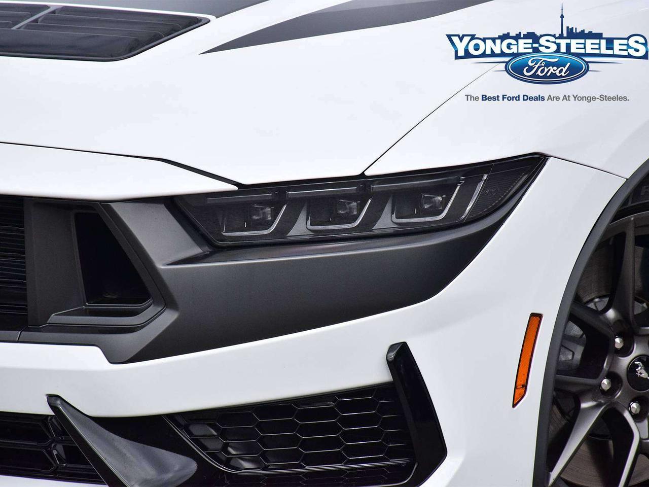 2024 Ford Mustang Dark Horse Photo