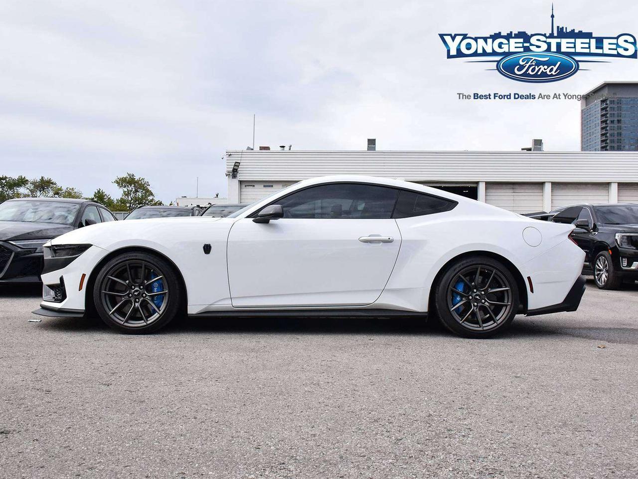 2024 Ford Mustang Dark Horse Photo