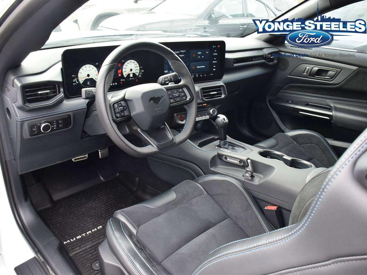 2024 Ford Mustang Dark Horse Photo