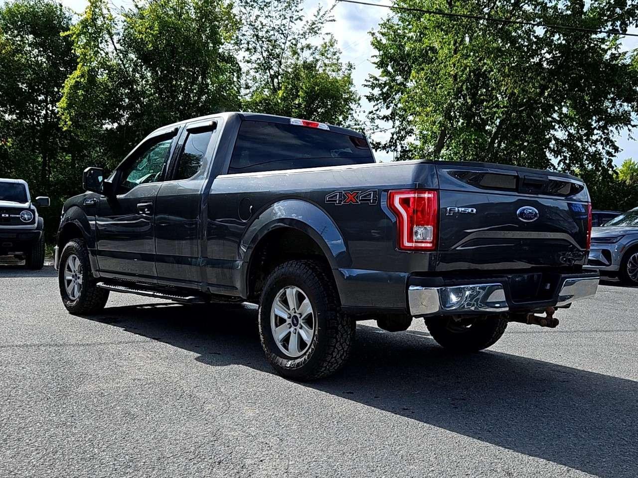 2017 Ford F-150 XLT   5 LITRE V8   TOW PKG   4WD Photo