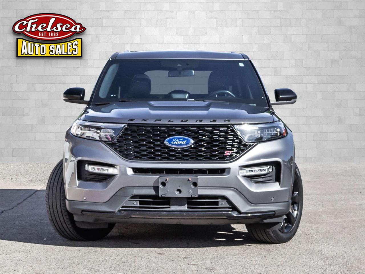 2022 Ford Explorer ST AWD Photo