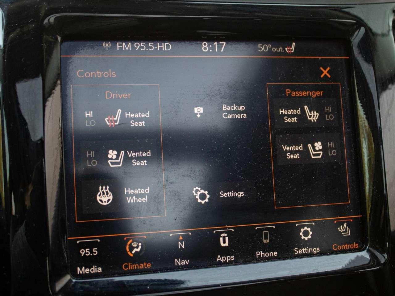 2020 Jeep Cherokee Overland 4x4 Photo