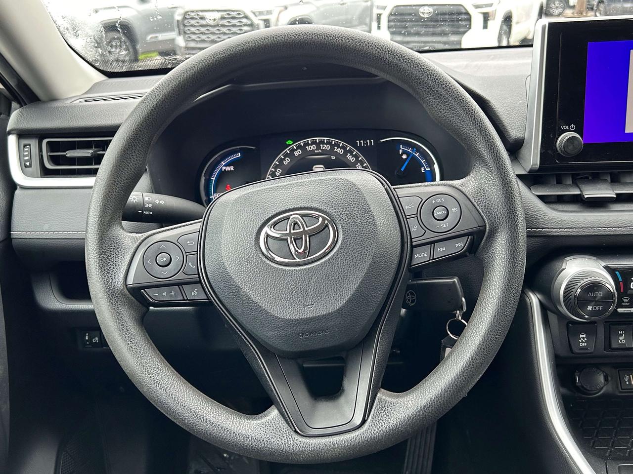 2023 Toyota RAV4 LE Photo