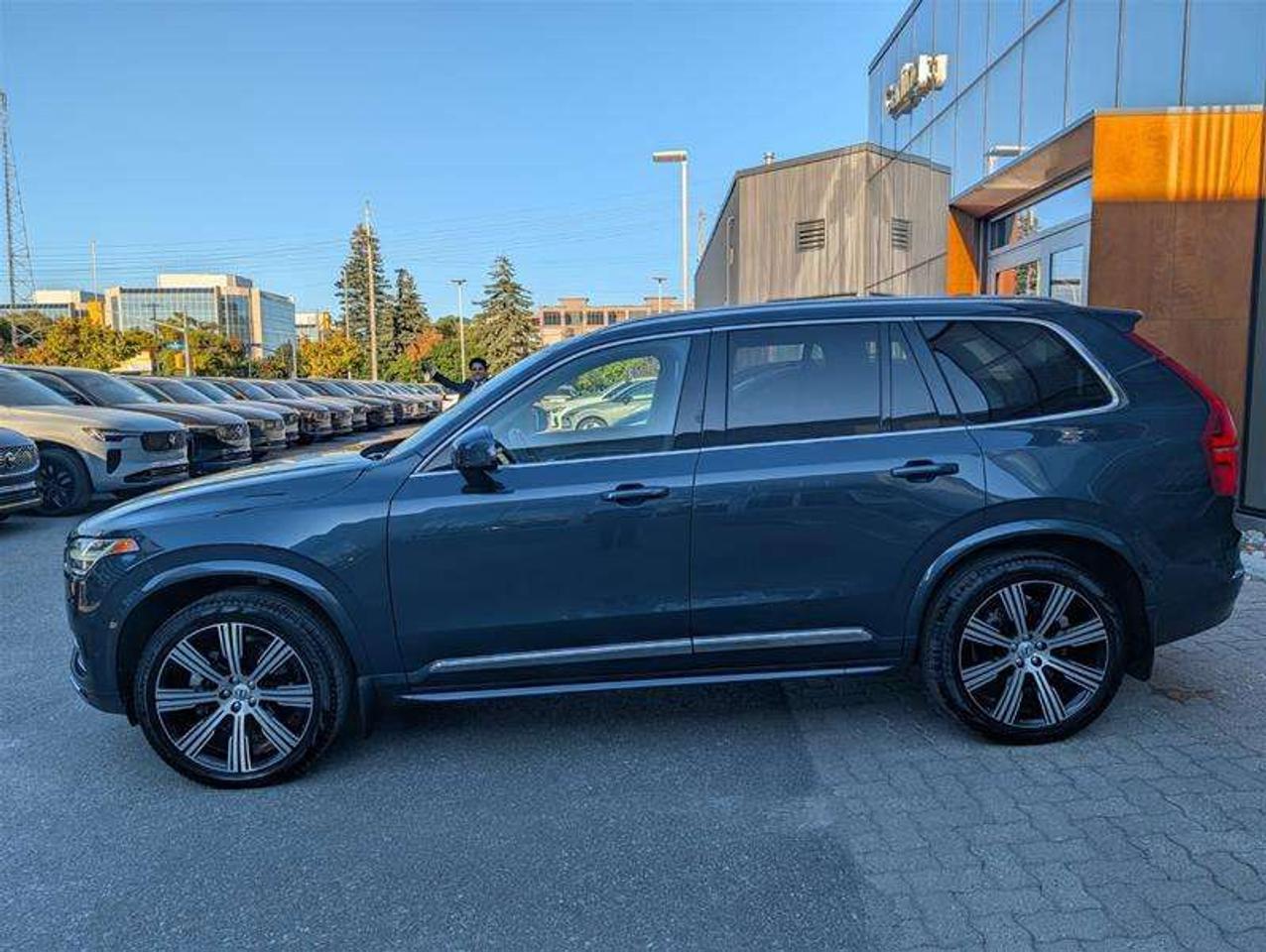 2025 Volvo XC90 B6 Ultra   Lounge   Tow   Low KM   Clean Photo