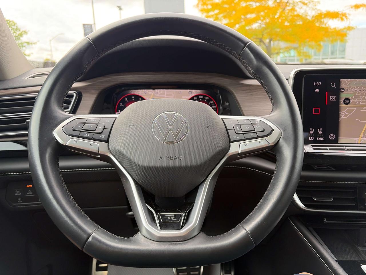 2024 Volkswagen Atlas EXECLINE Photo