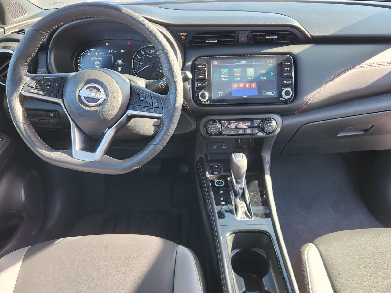 2024 Nissan Kicks SR 4dr Front-Wheel Drive Photo5