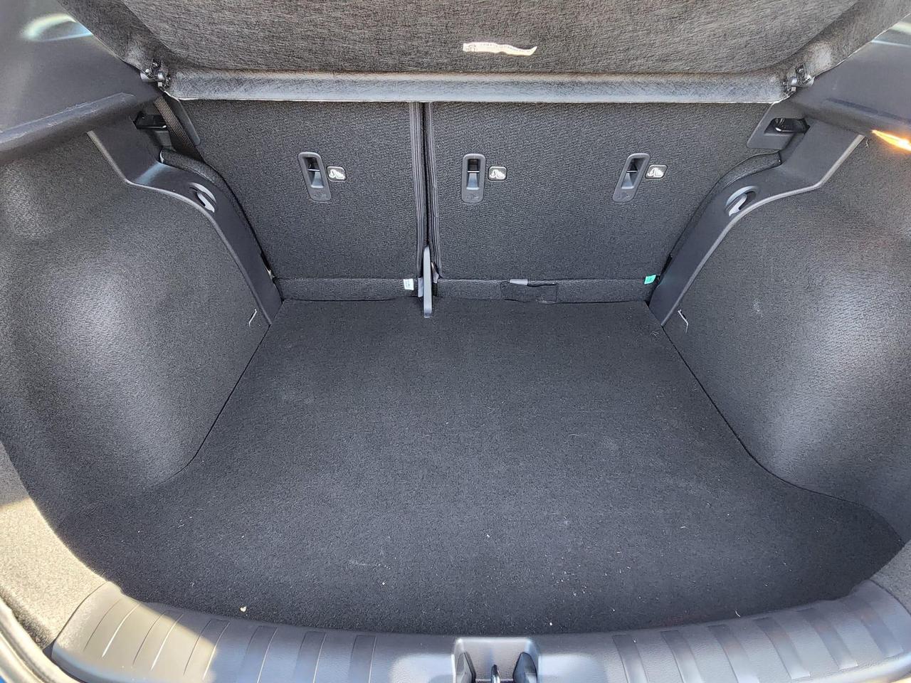 2024 Nissan Kicks SR 4dr Front-Wheel Drive Photo