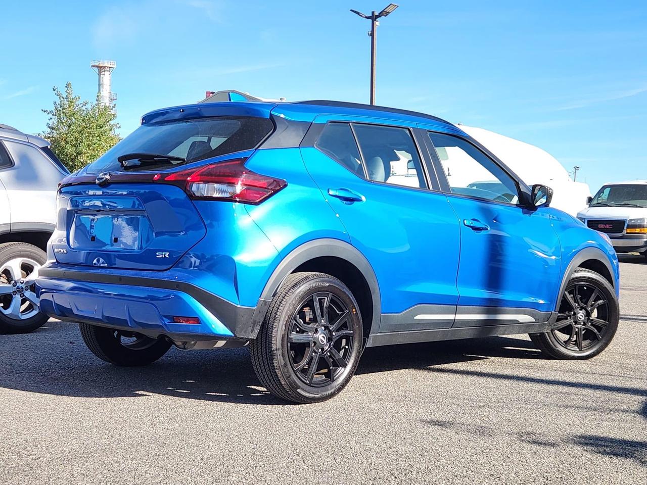 2024 Nissan Kicks SR 4dr Front-Wheel Drive Photo