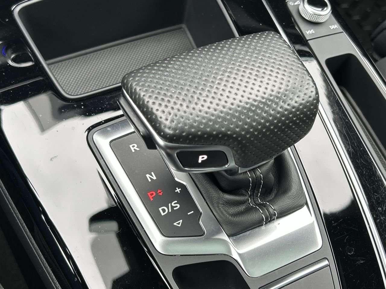 2021 Audi Q5 45 2.0T Technik quattro 7sp S Tronic   Advanced Driver Assistance Package Photo