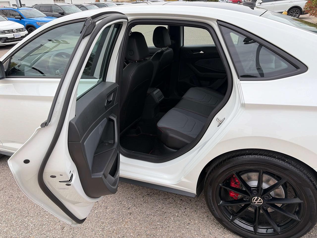 2025 Volkswagen Jetta Autobahn Photo