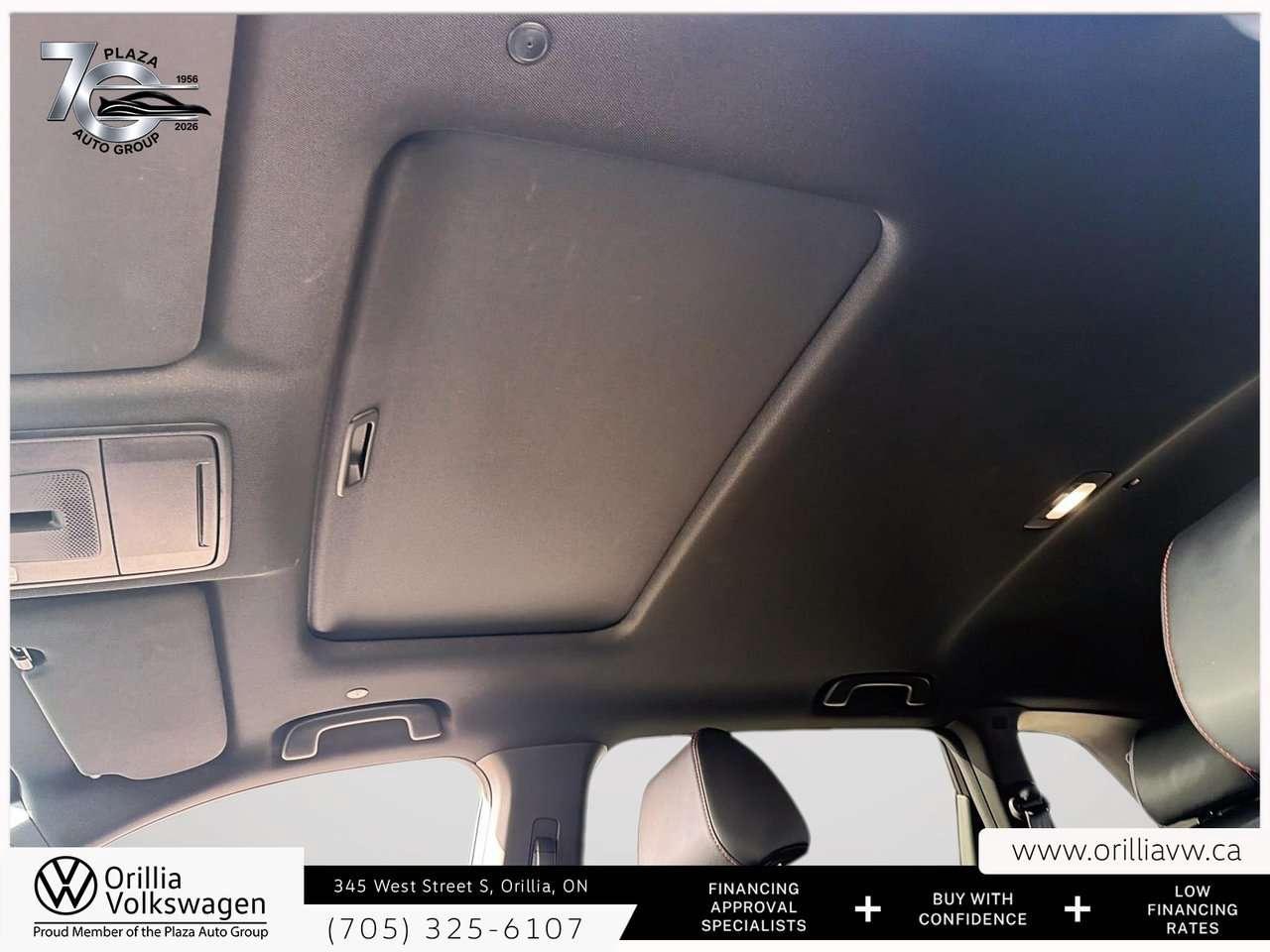 2025 Honda CR-V Touring Hybrid AWD   Bose Audio   Power Moonroof / Photo