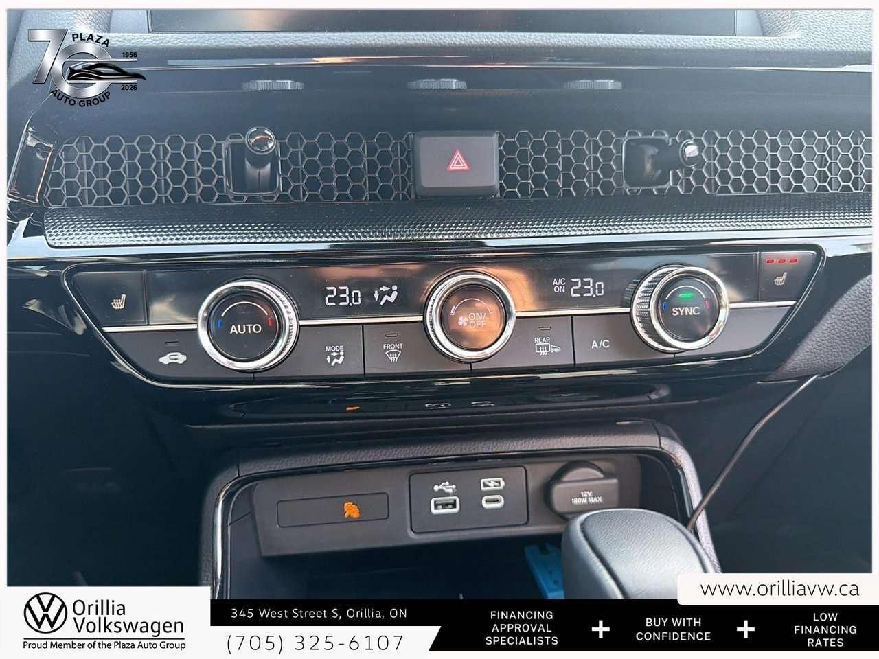 2025 Honda CR-V Touring Hybrid AWD   Bose Audio   Power Moonroof / Photo