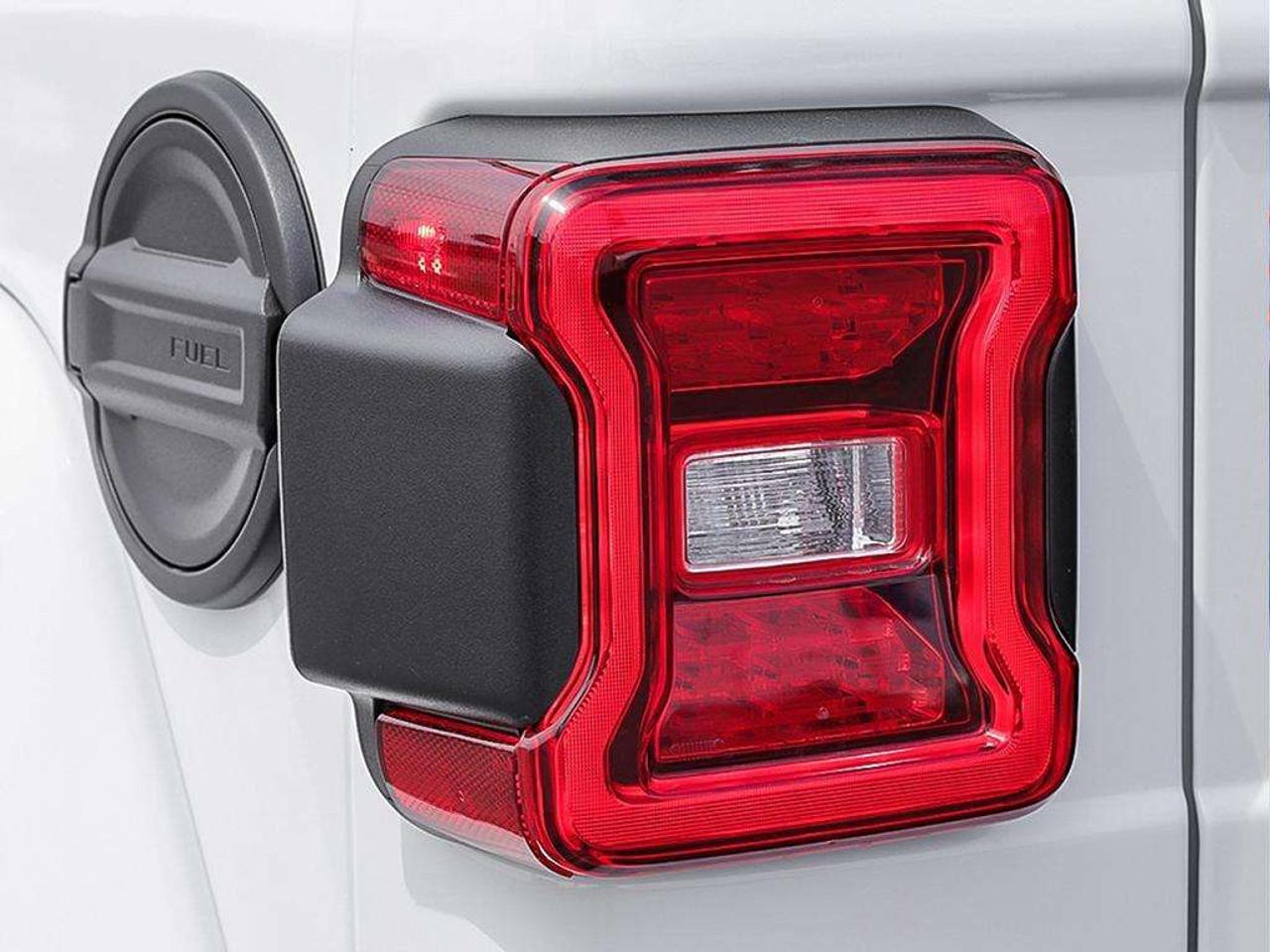 2024 Jeep Wrangler Sahara Photo