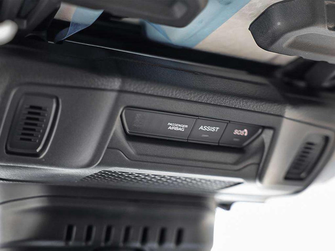 2024 Jeep Wrangler Sahara Photo