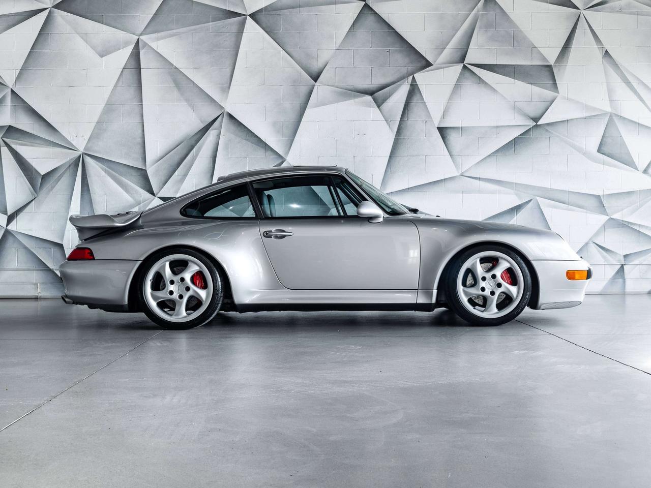 1997 Porsche 911 TURBO Photo