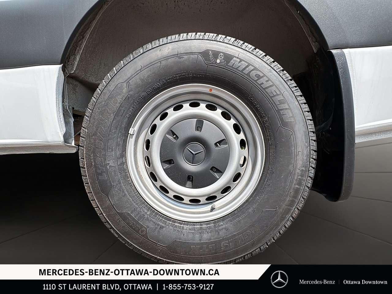 2026 Mercedes-Benz Sprinter 2500 Standard Roof I4 Diesel 144 Photo