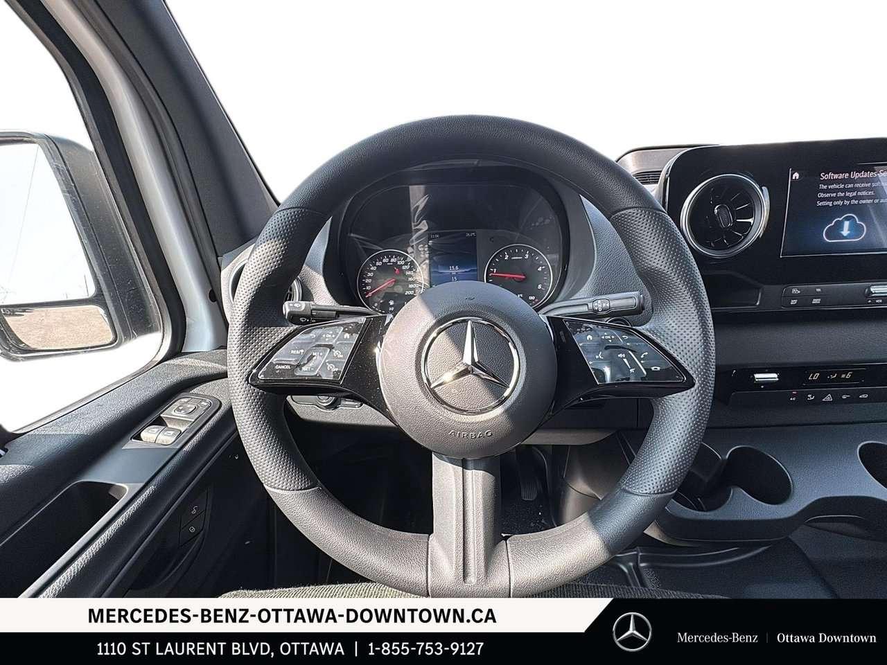 2026 Mercedes-Benz Sprinter 2500 Standard Roof I4 Diesel 144 Photo