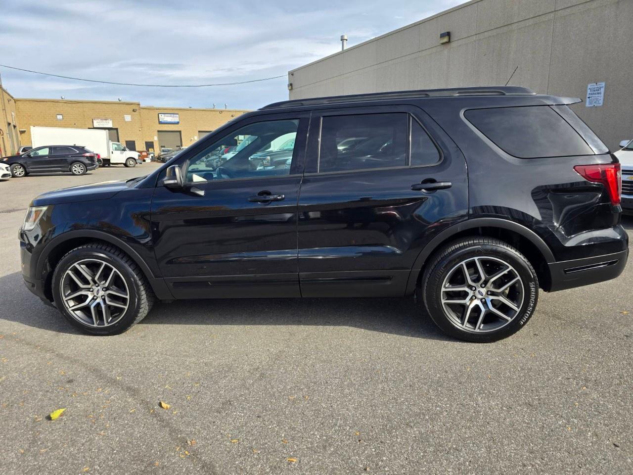 2018 Ford Explorer Sport 4WD Photo5