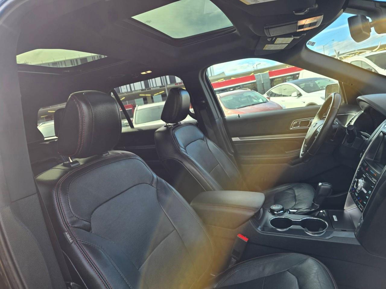 2018 Ford Explorer Sport 4WD Photo