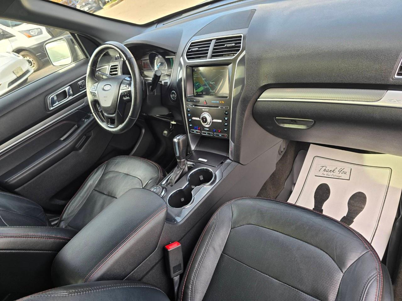2018 Ford Explorer Sport 4WD Photo