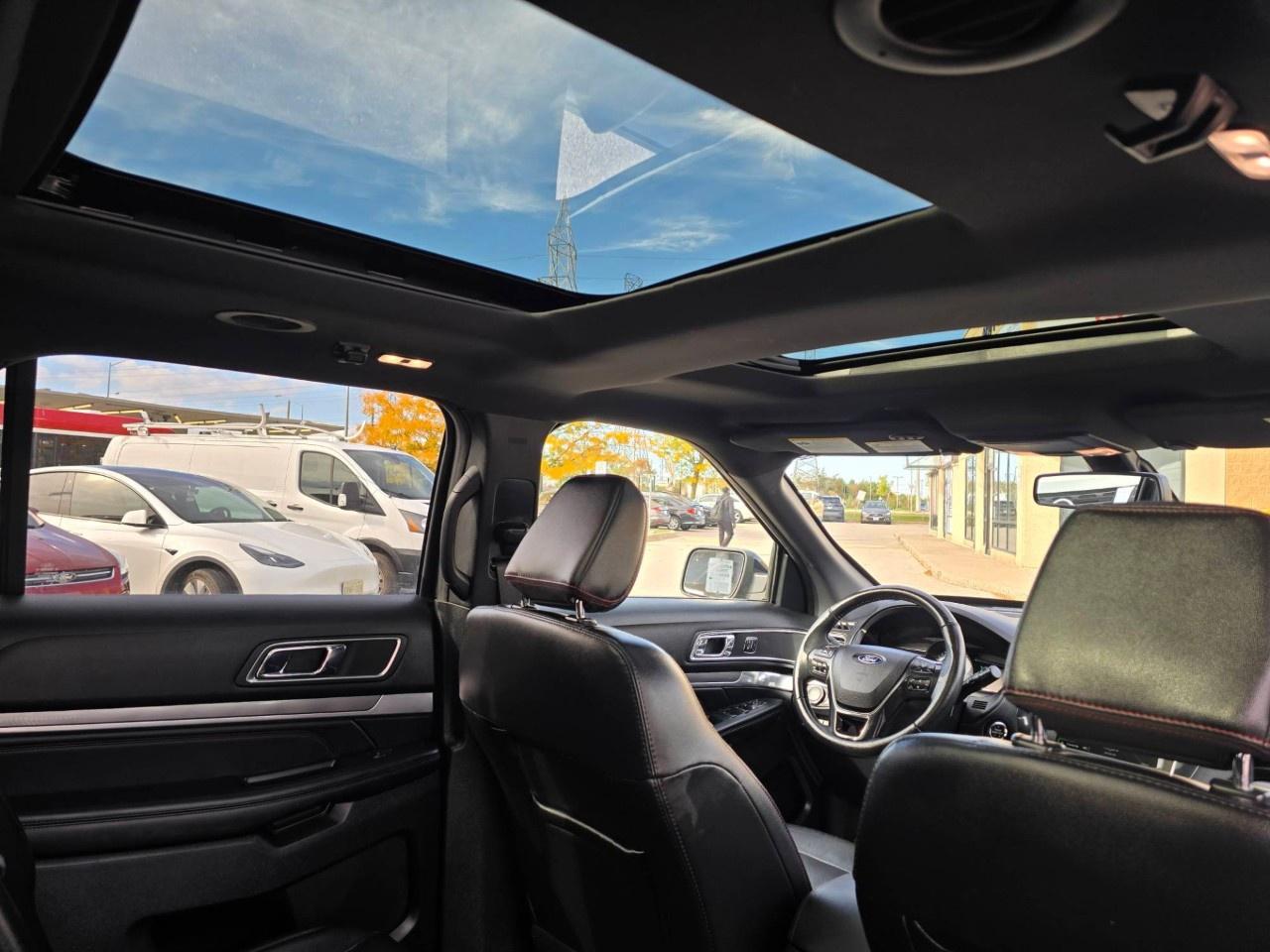 2018 Ford Explorer Sport 4WD Photo