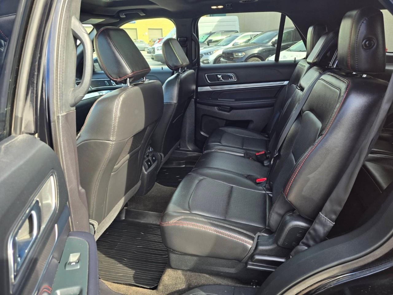 2018 Ford Explorer Sport 4WD Photo