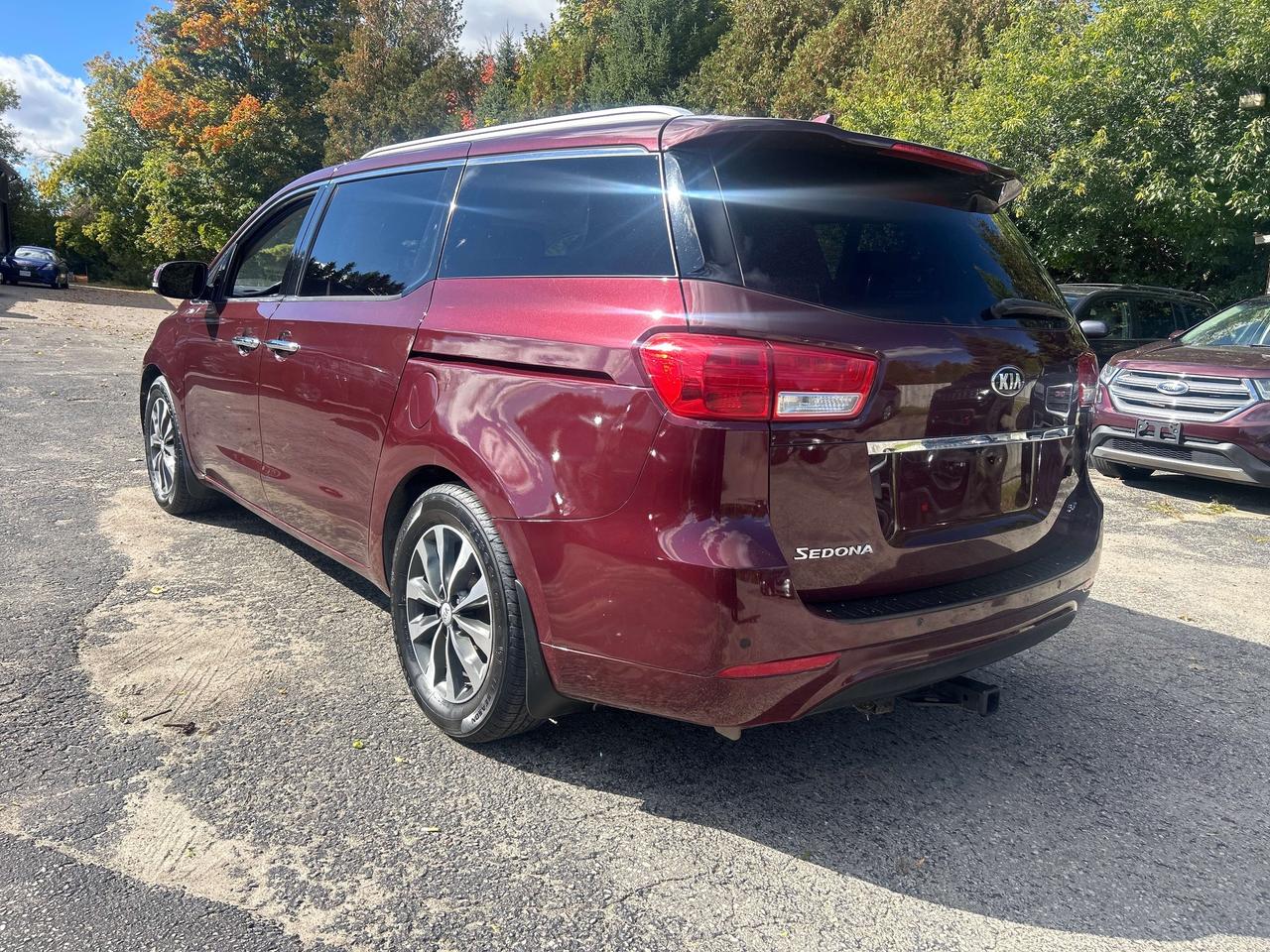 2016 Kia Sedona SX Photo