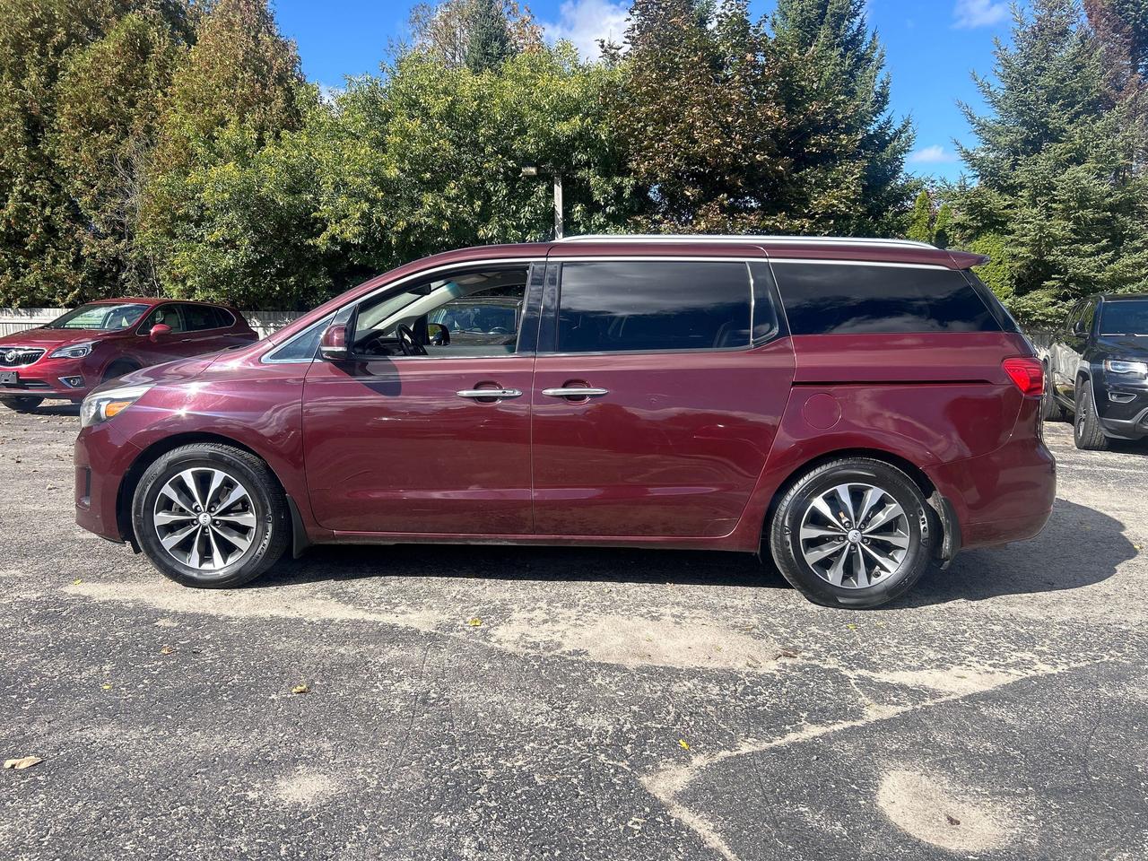 2016 Kia Sedona SX Photo