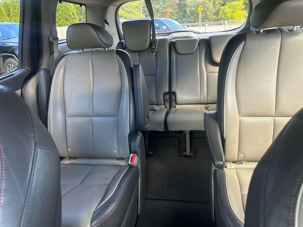 2016 Kia Sedona SX Photo