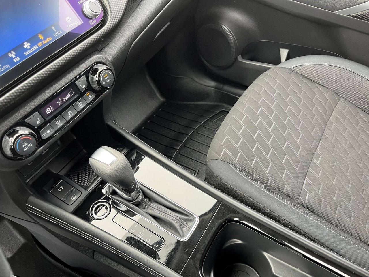 2023 Nissan Kicks SV Special Edition Photo