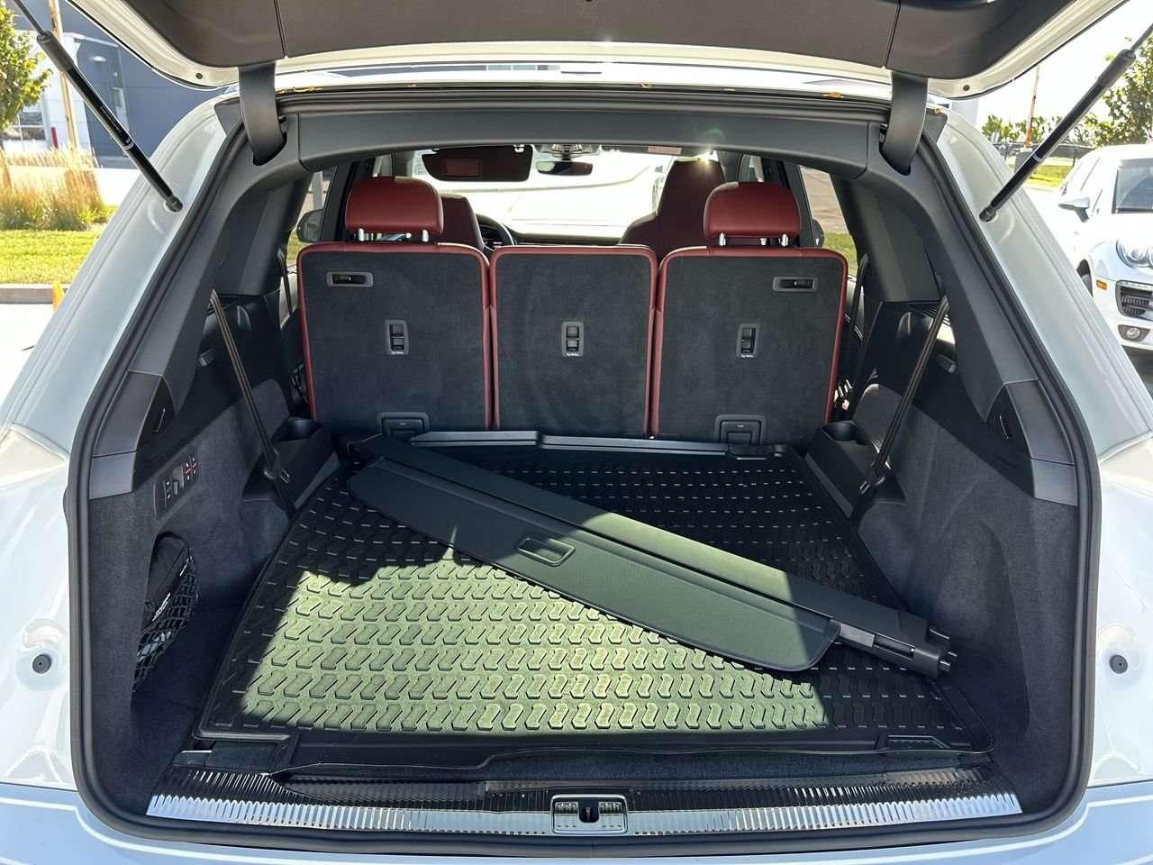 2025 Audi SQ7 4.0 TFSI quattro   Audi Certified Plus Photo