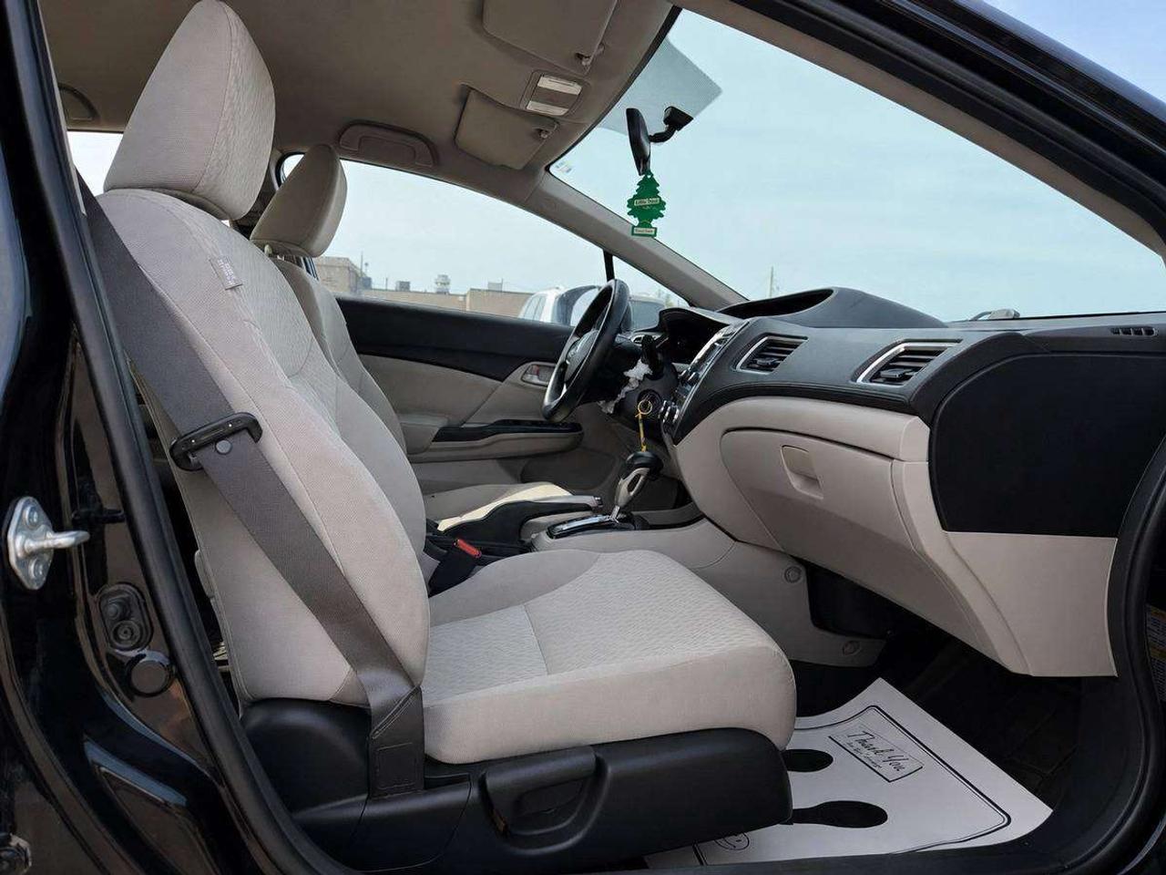 2015 Honda Civic LX (No Accidents) Photo