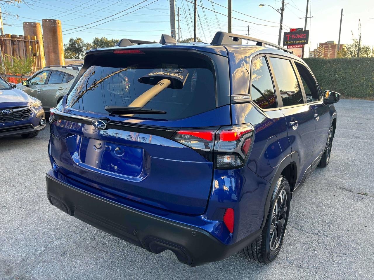 2025 Subaru Forester Touring, FROM 3.99% FINANCING AVAILABLE Photo4